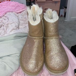 Sparkly Gold Short Uggs
